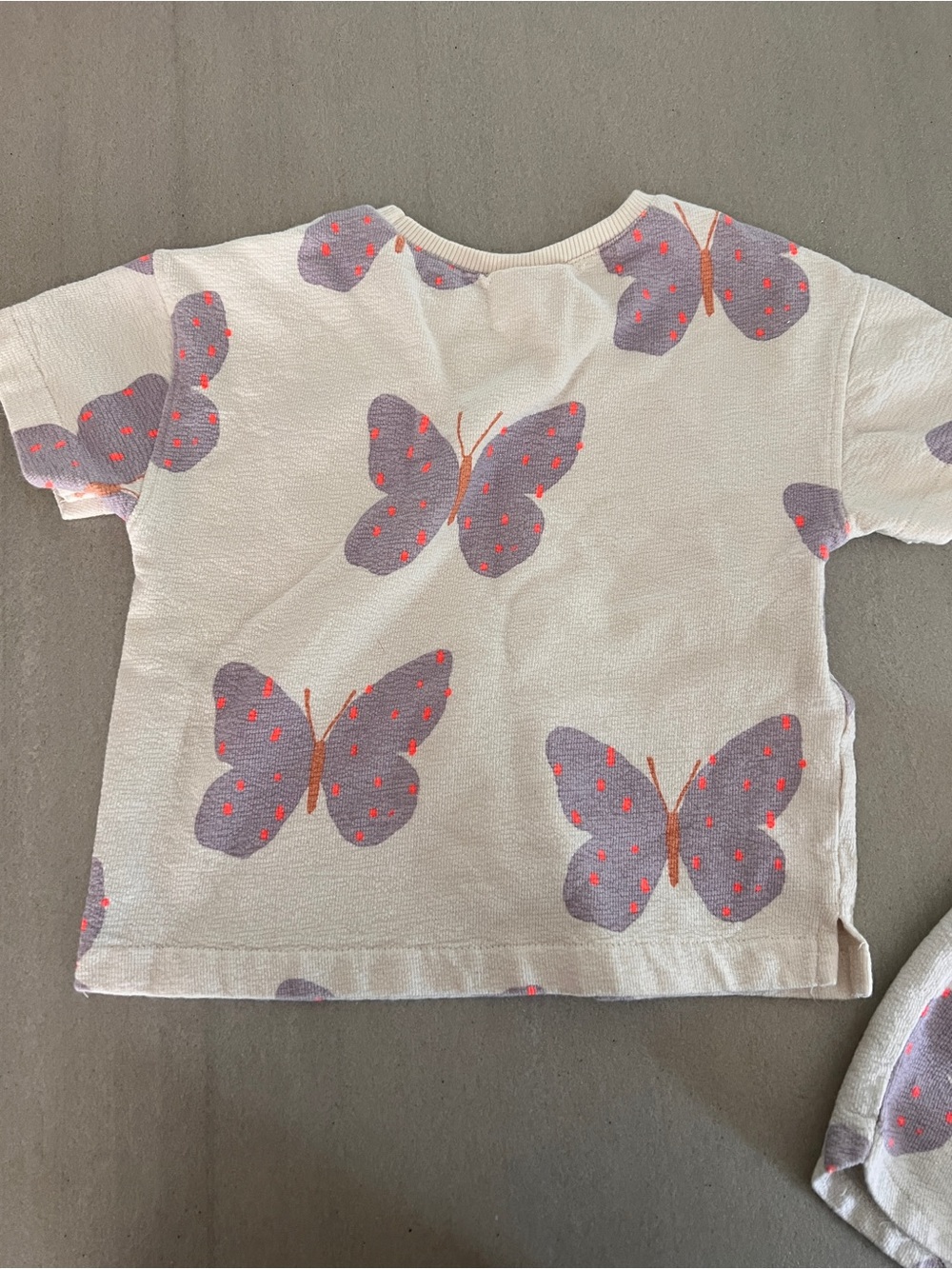 ZARA Butterfly Print Two-Piece Toddler Set in White & Lavender - Picture 3 of 6